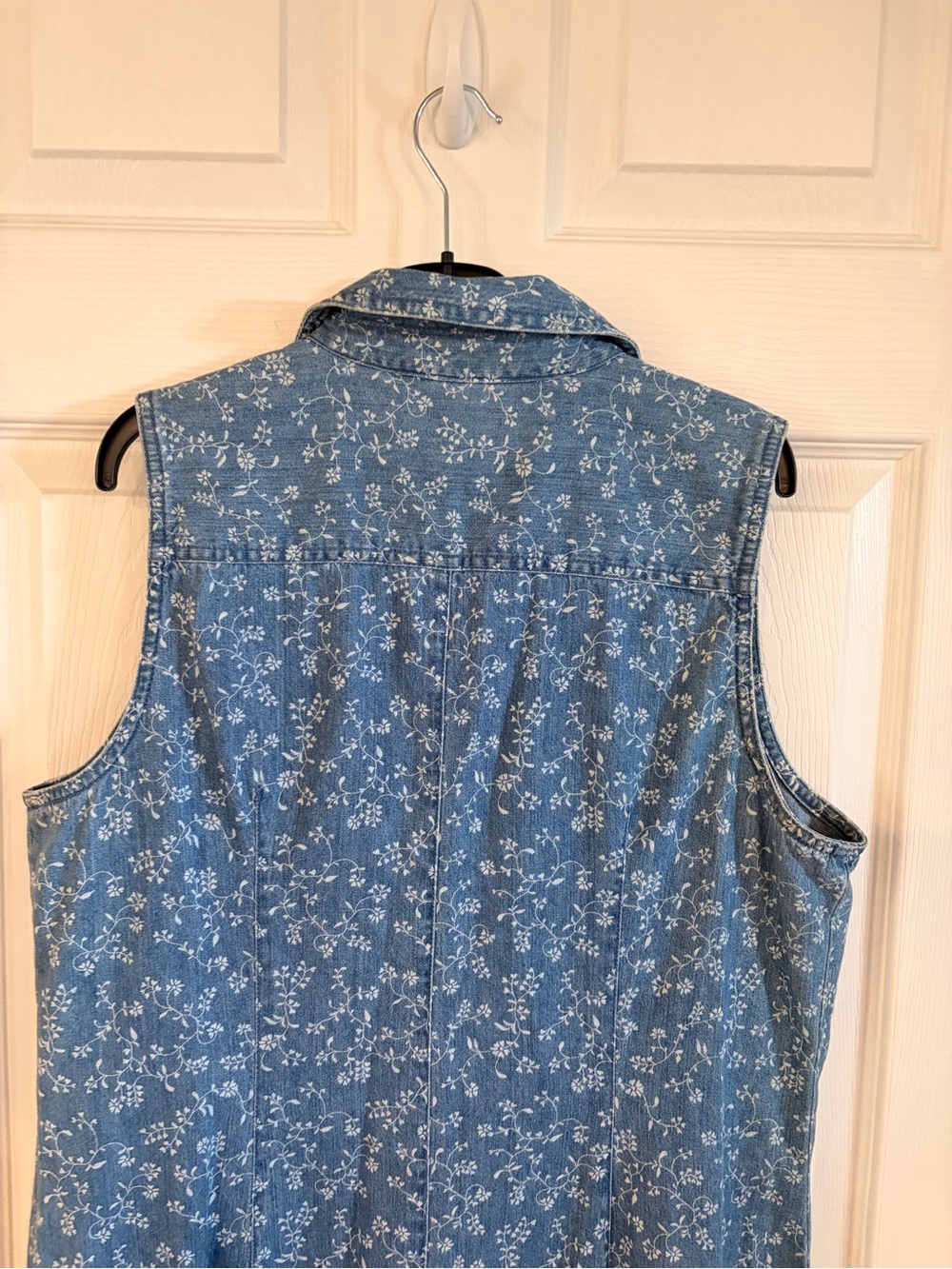 Casual Corner Blue Sleeveless Button-Front Midi Dress - Picture 6 of 7